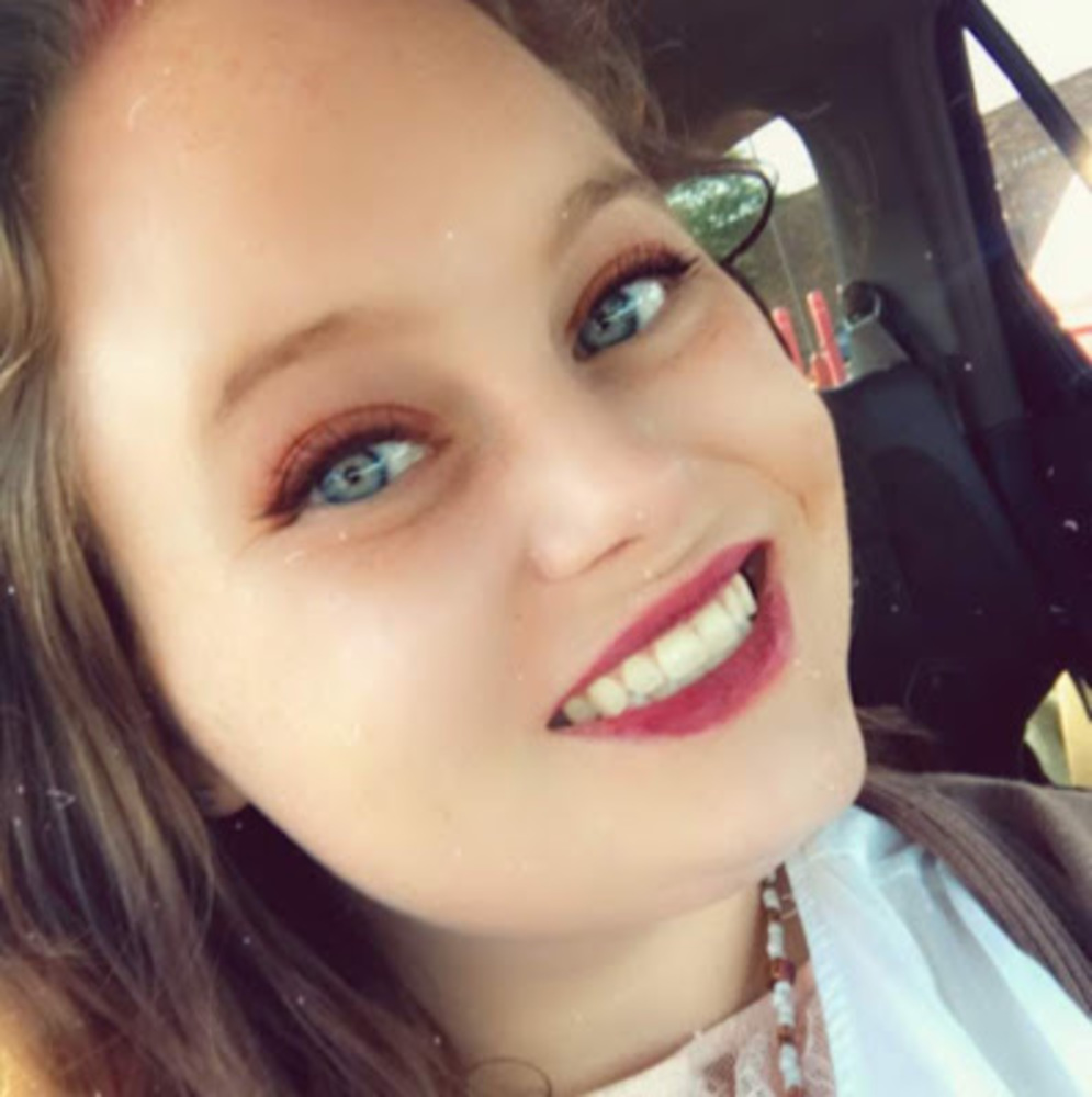 Meet your Posher, Tess